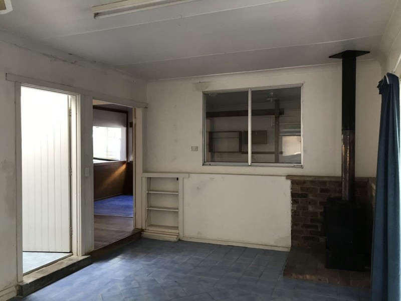 29 Coral Crescent, Gateshead NSW 2290