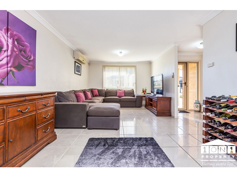 2/89 Streeton Drive, Metford NSW 2323