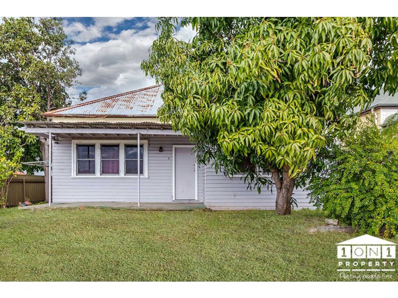 2 First Avenue, Rutherford NSW 2320