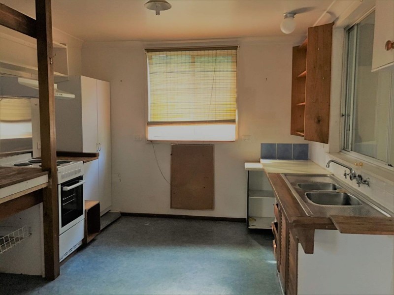 29 Coral Crescent, Gateshead NSW 2290