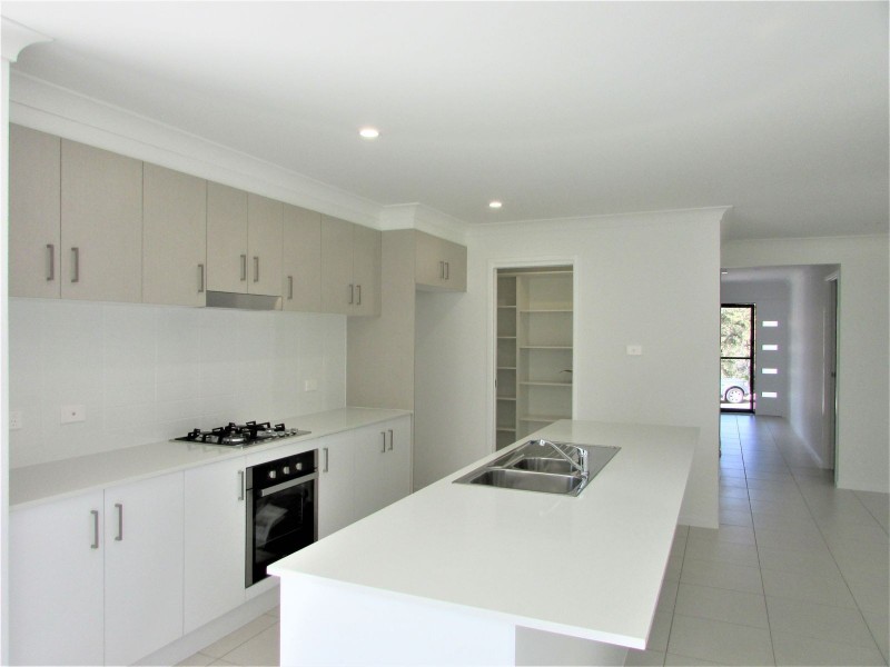 132 Brookfield Avenue, Fletcher NSW 2287