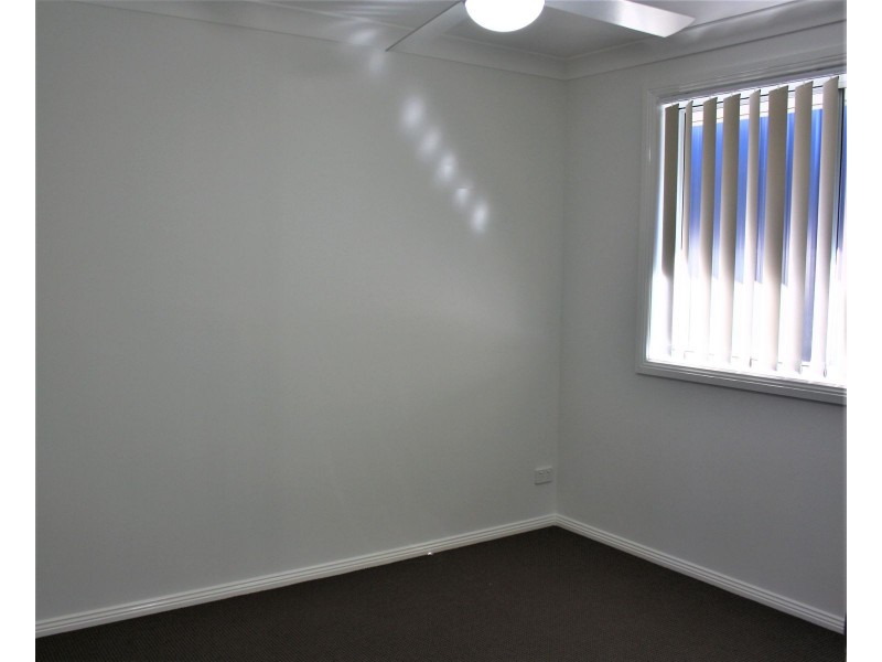 2/9 Hampden Street, Kurri Kurri NSW 2327