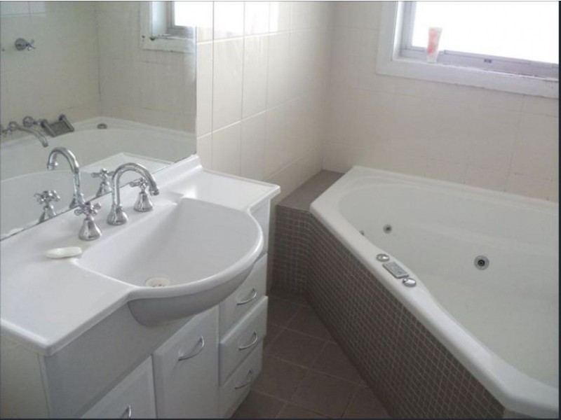 18 Downie Street, Maryville NSW 2293