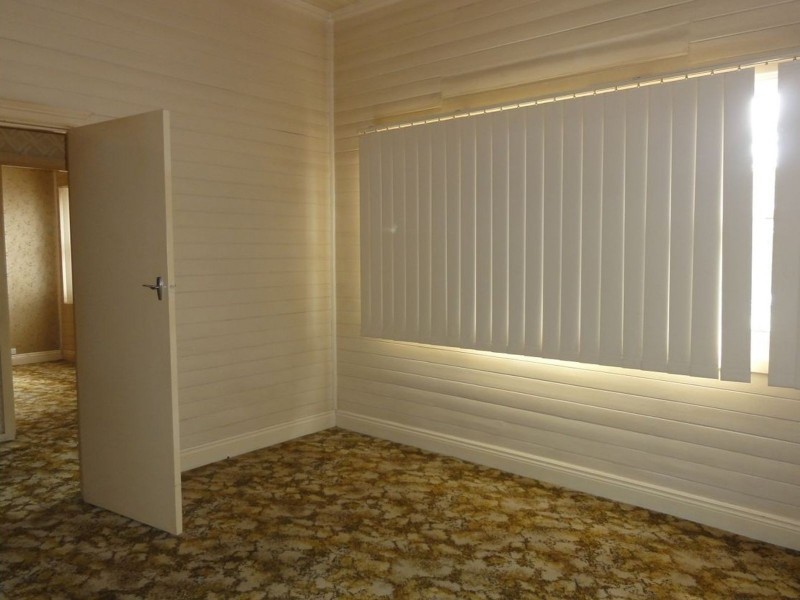 7 DOYLE STREET, Cessnock NSW 2325