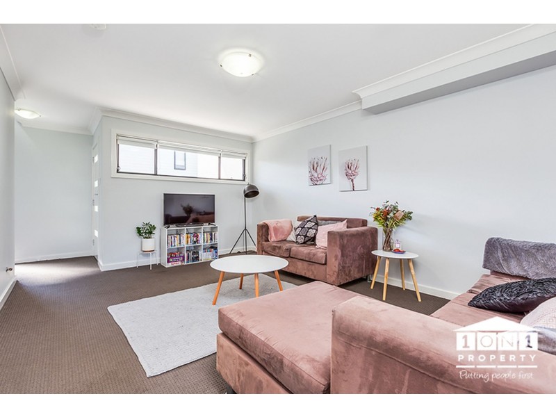 8/25 Mort Street, Shortland NSW 2307