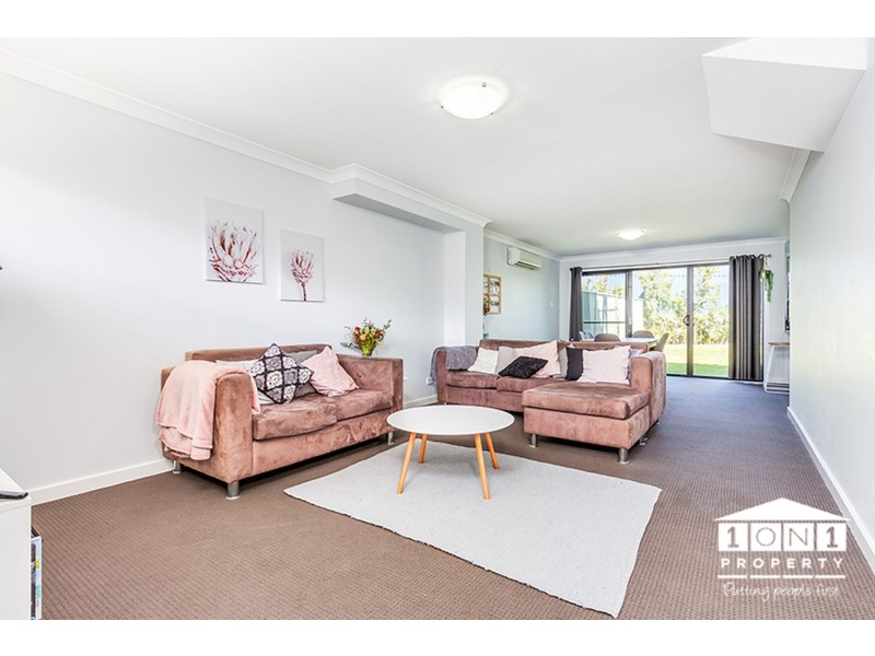 8/25 Mort Street, Shortland NSW 2307
