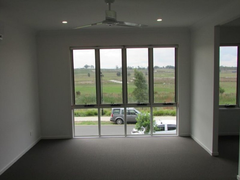 57 Barr Promenade, Thornton NSW 2322