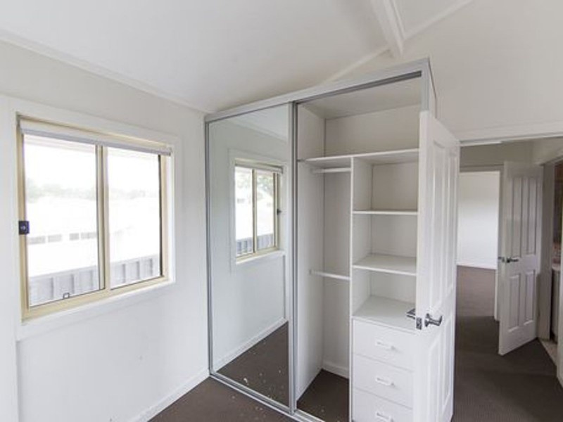 11 Niland Crescent, Blackett NSW 2770