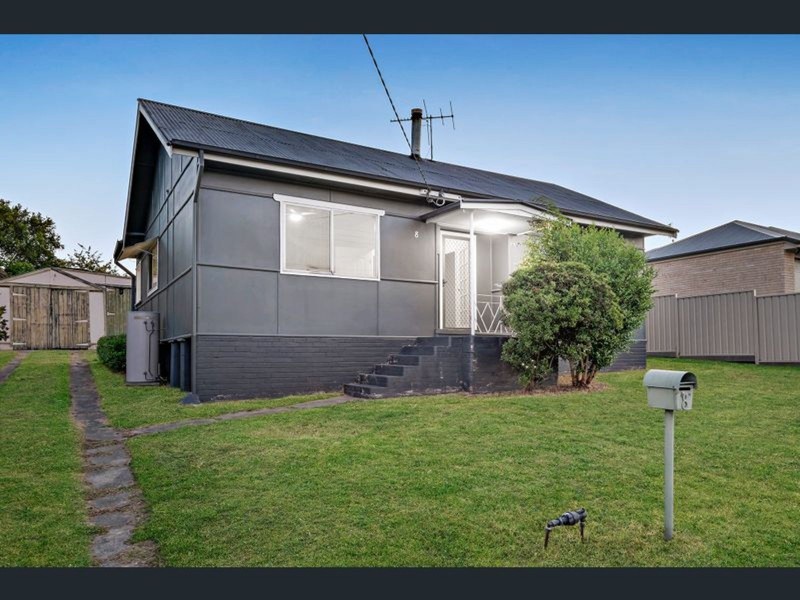 8 Seventh Street, Weston NSW 2326