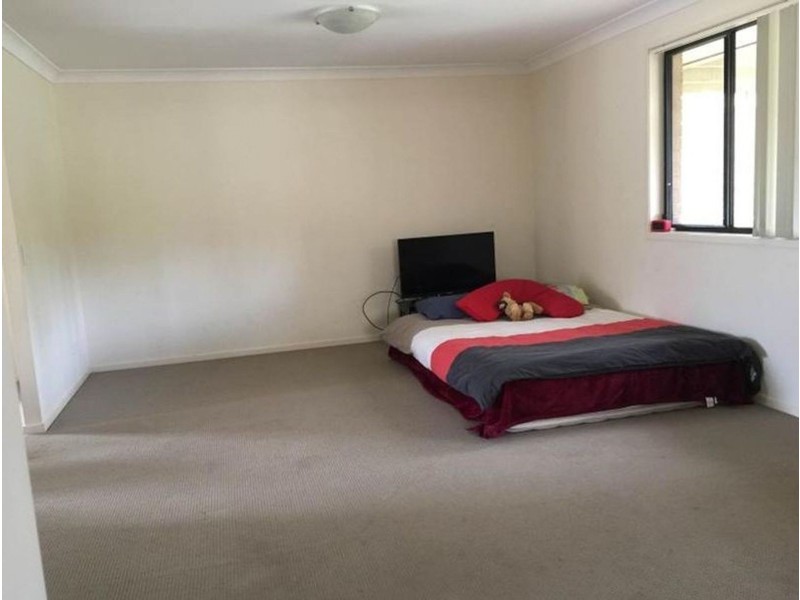 15 Cambrian Place, East Maitland NSW 2323