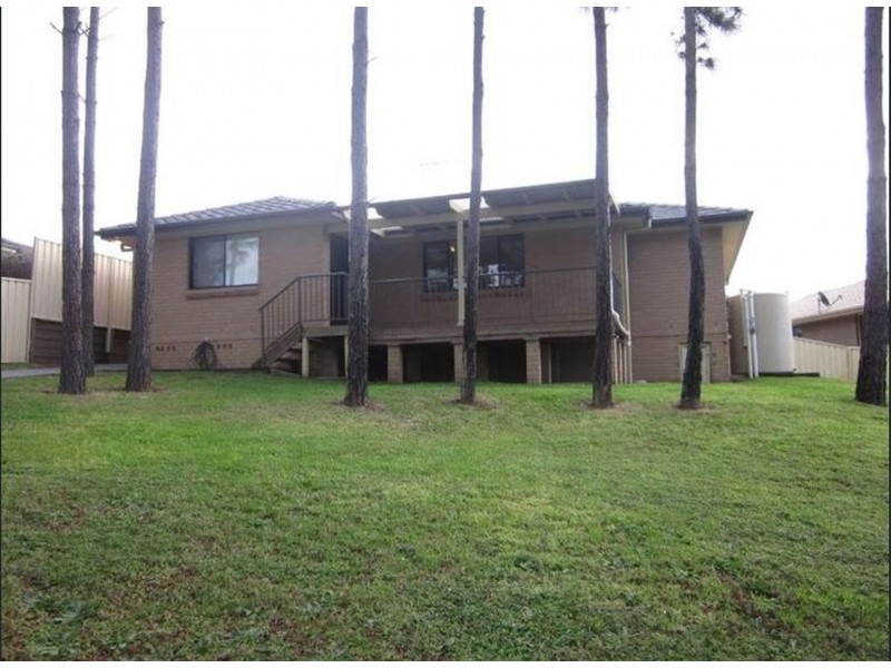 15 Cambrian Place, East Maitland NSW 2323