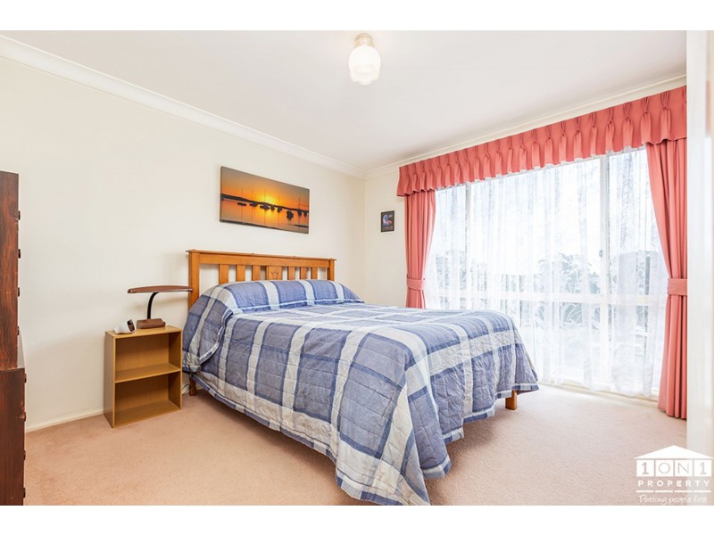 90 Auklet Road, Mount Hutton NSW 2290