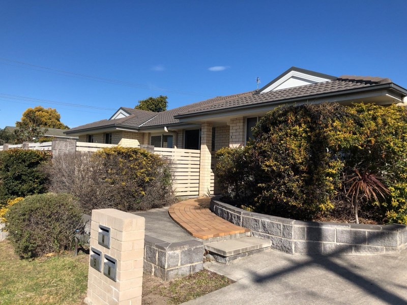 6/24 Queen Street, Rutherford NSW 2320