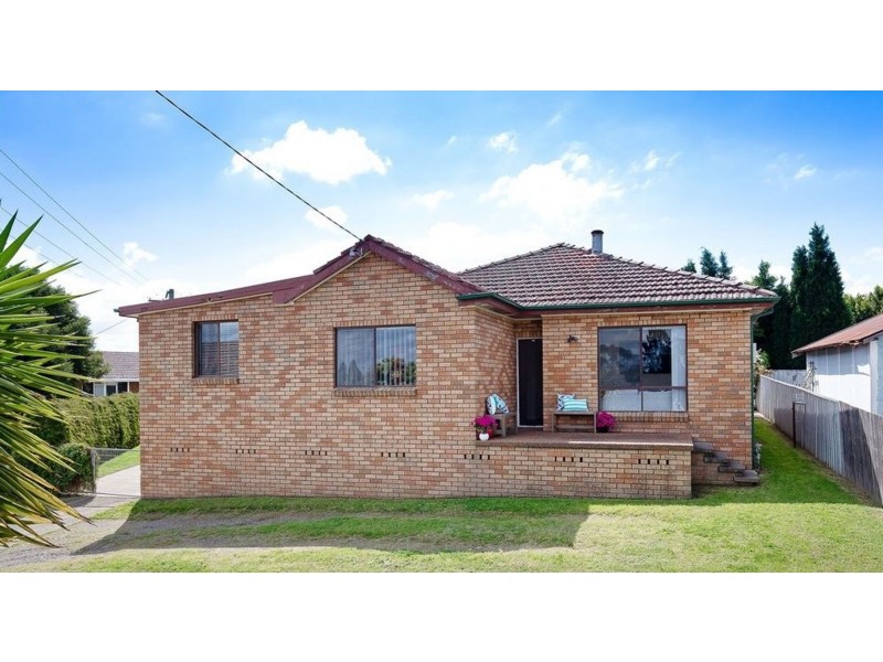 2 Booth Street, East Maitland NSW 2323