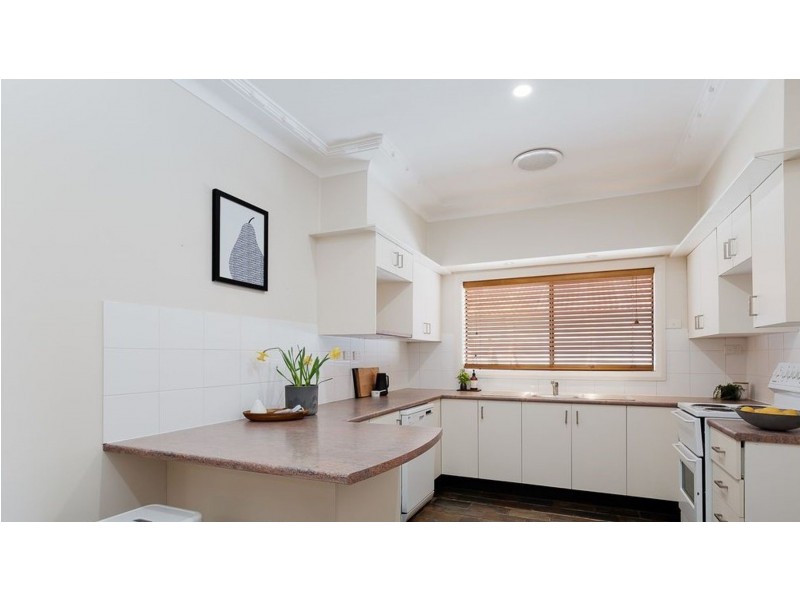 2 Booth Street, East Maitland NSW 2323