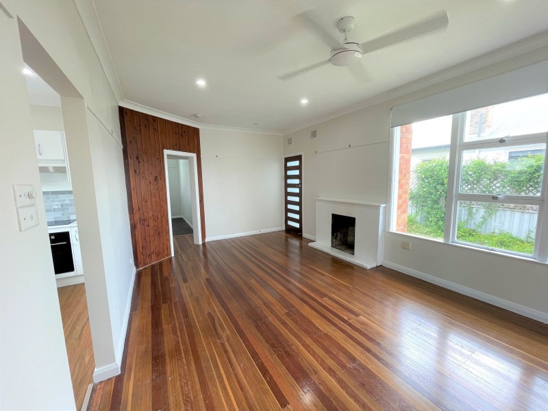 8 Lawson Street, East Maitland NSW 2323