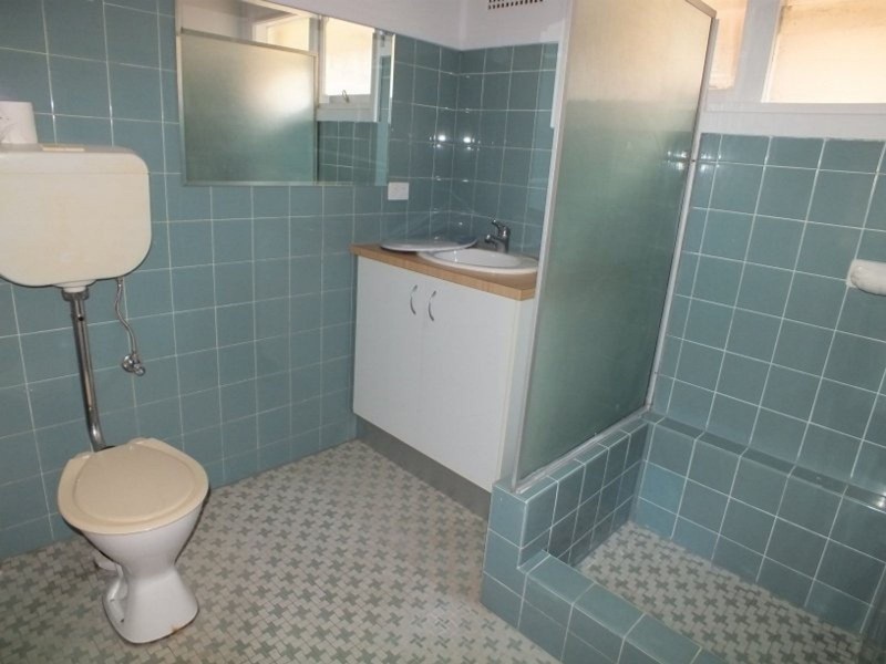 2/126 Turton Road, Waratah NSW 2298