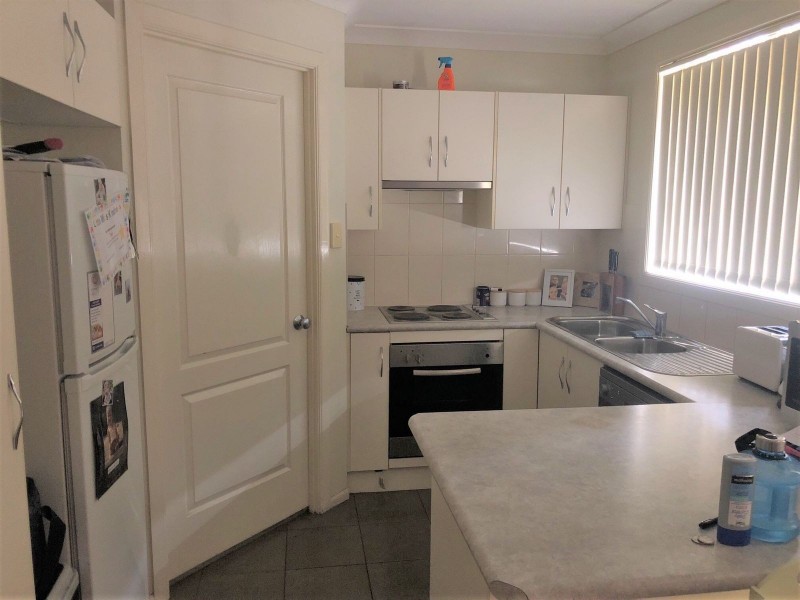 2/76 Brigantine Street, Rutherford NSW 2320