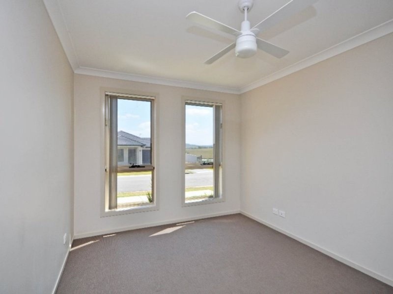 40A Niven Parade, Rutherford NSW 2320