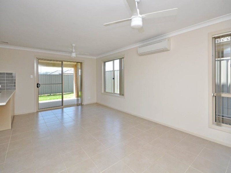 40A Niven Parade, Rutherford NSW 2320