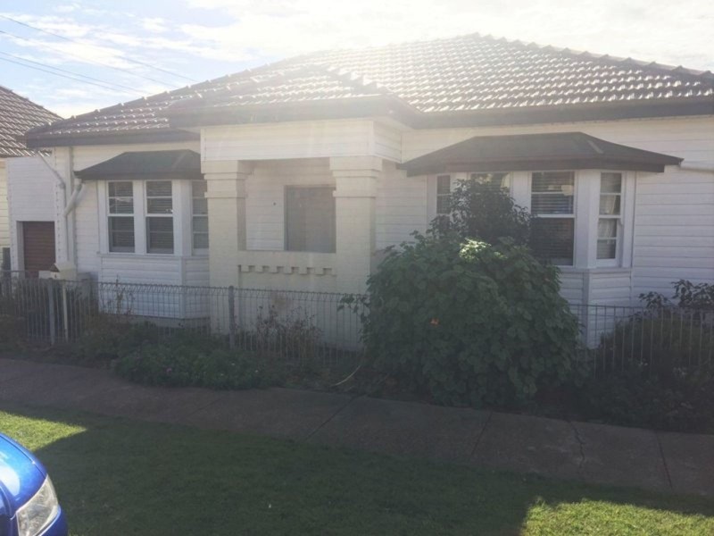 4 Moate Street, Georgetown NSW 2298