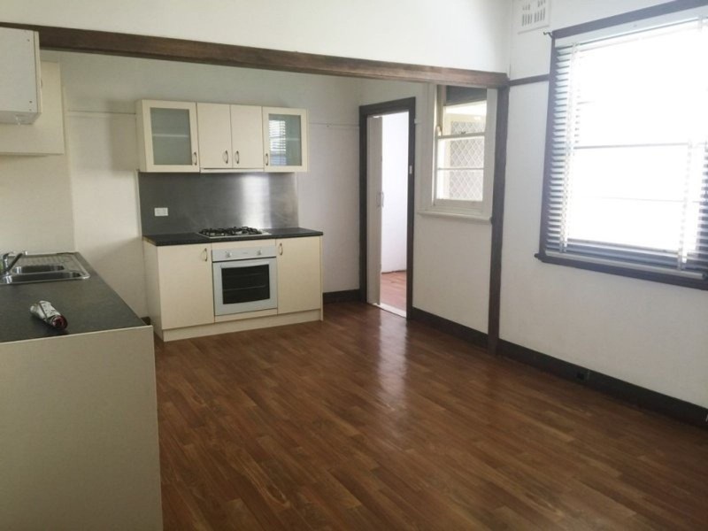 4 Moate Street, Georgetown NSW 2298