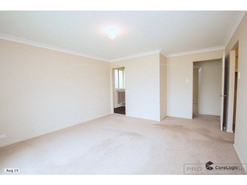 32 Carnarvon Circuit, East Maitland NSW 2323