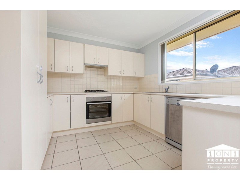 2 Gilmore Street, Cameron Park NSW 2285