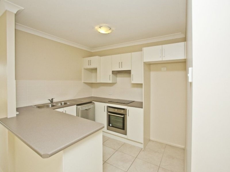 16 Niven Parade, Rutherford NSW 2320