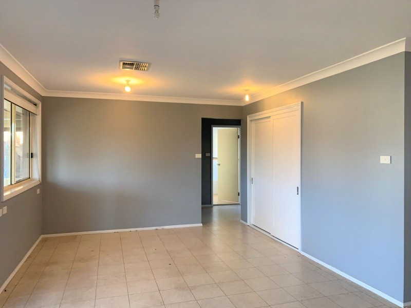 6 Coachwood Drive, Warabrook NSW 2304