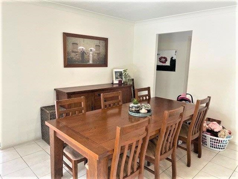 25 Worcester Drive, East Maitland NSW 2323