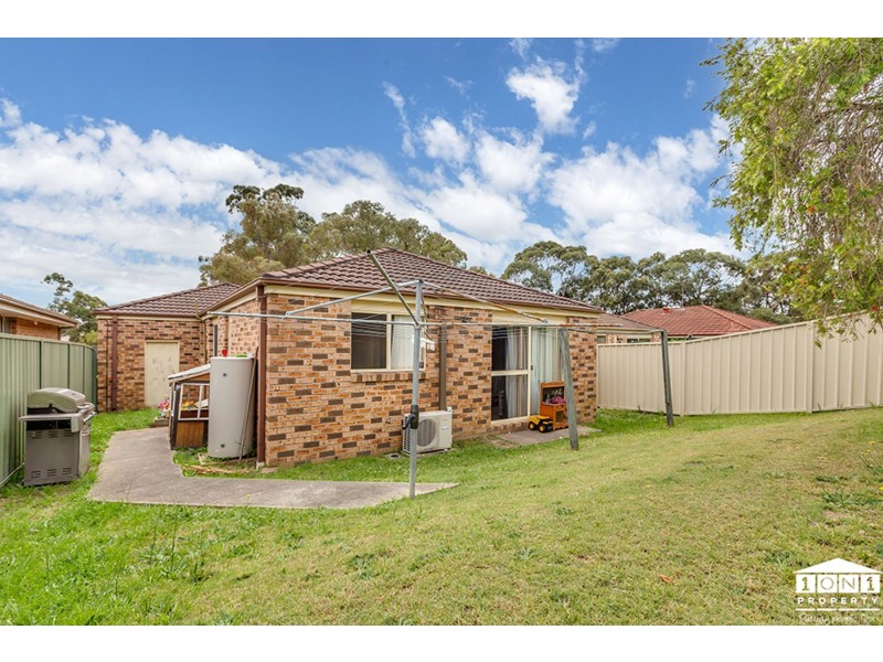 13 Naranghi Circuit, Maryland NSW 2287
