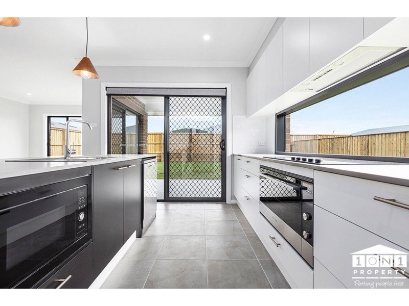 55 Maya Drive, Medowie NSW 2318