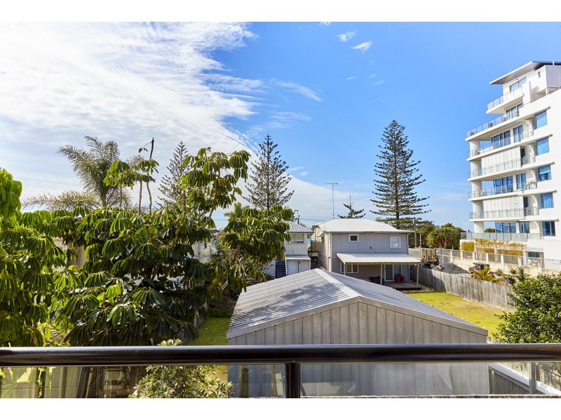 12/111-113 Golden Four Drive, Bilinga QLD 4225