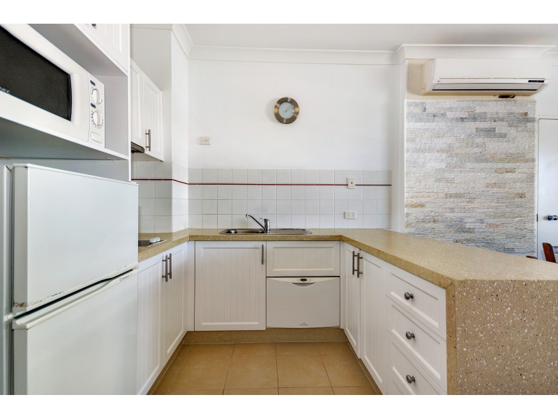 430/99 Griffith, Coolangatta QLD 4225