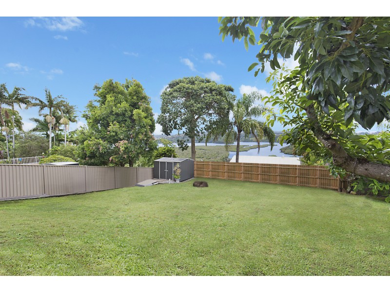 64 Hillcrest Avenue, Tweed Heads South NSW 2486