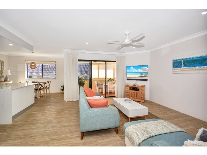 8/20-22 Dutton Street, Coolangatta QLD 4225
