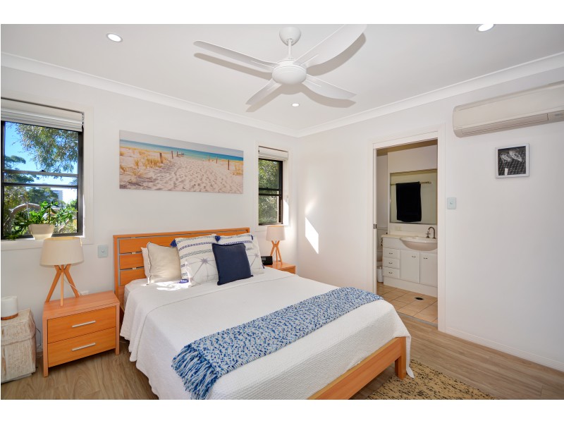8/20-22 Dutton Street, Coolangatta QLD 4225
