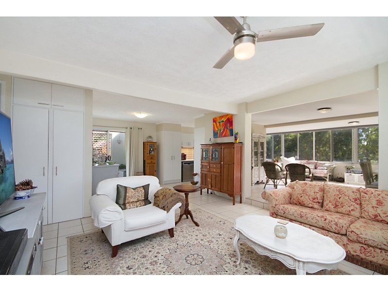 5/63 Stapylton Street, Coolangatta QLD 4225