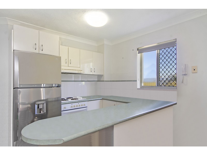 4/122 Musgrave Street, Coolangatta QLD 4225
