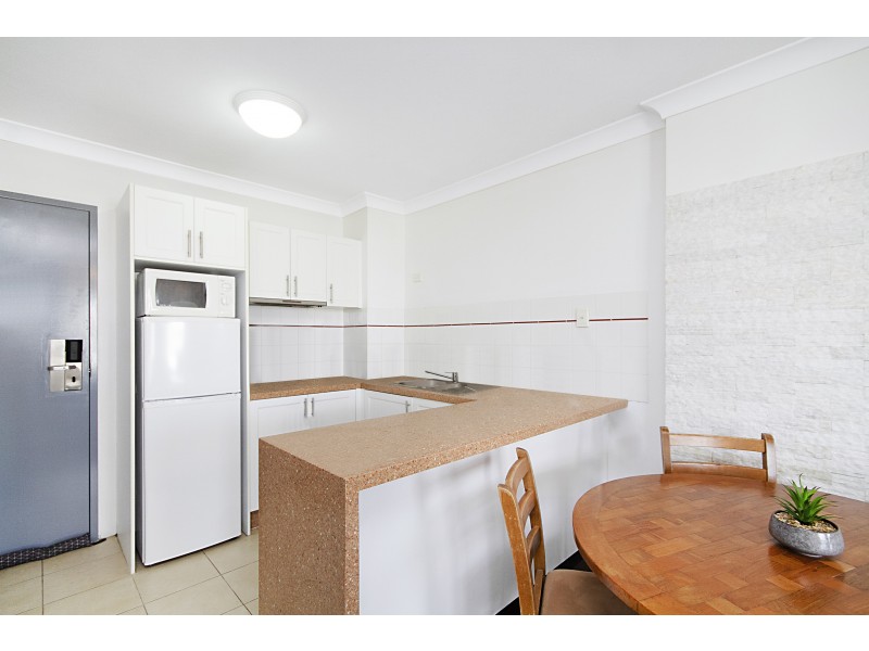 324/99 Griffith Street, Coolangatta QLD 4225