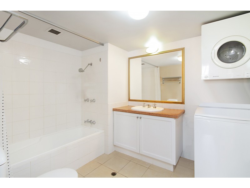 324/99 Griffith Street, Coolangatta QLD 4225