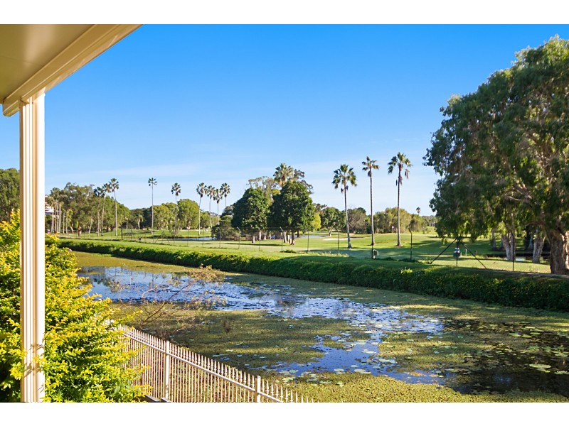 16 Huntingdale Place, Banora Point NSW 2486