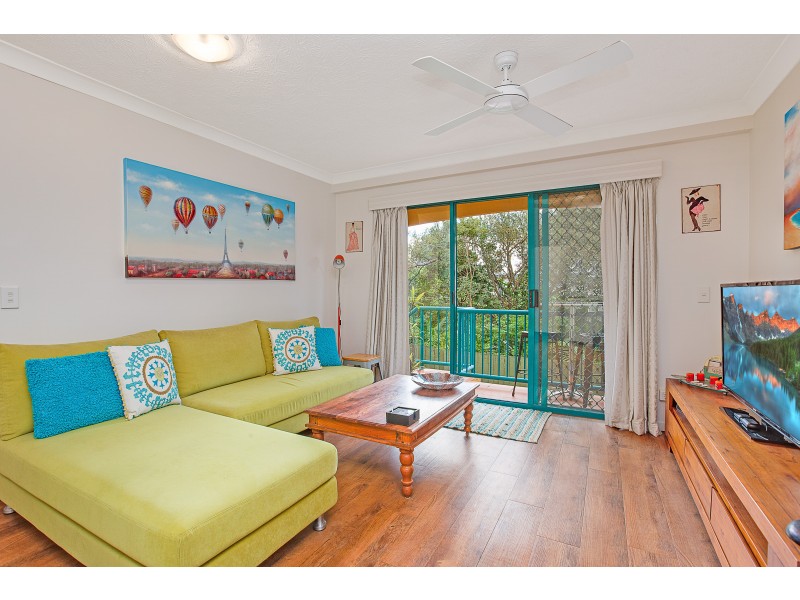1/27-29 Dutton Street, Coolangatta QLD 4225