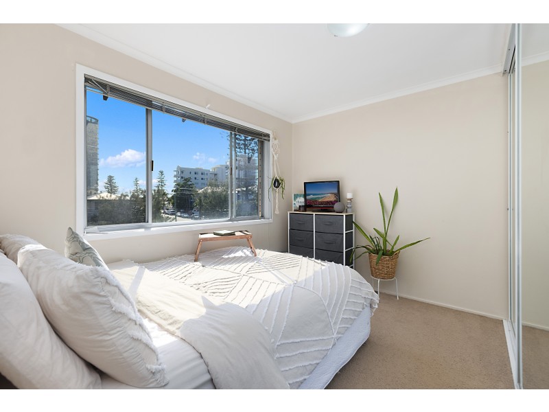 4/29 Coolangatta Road, Kirra QLD 4225