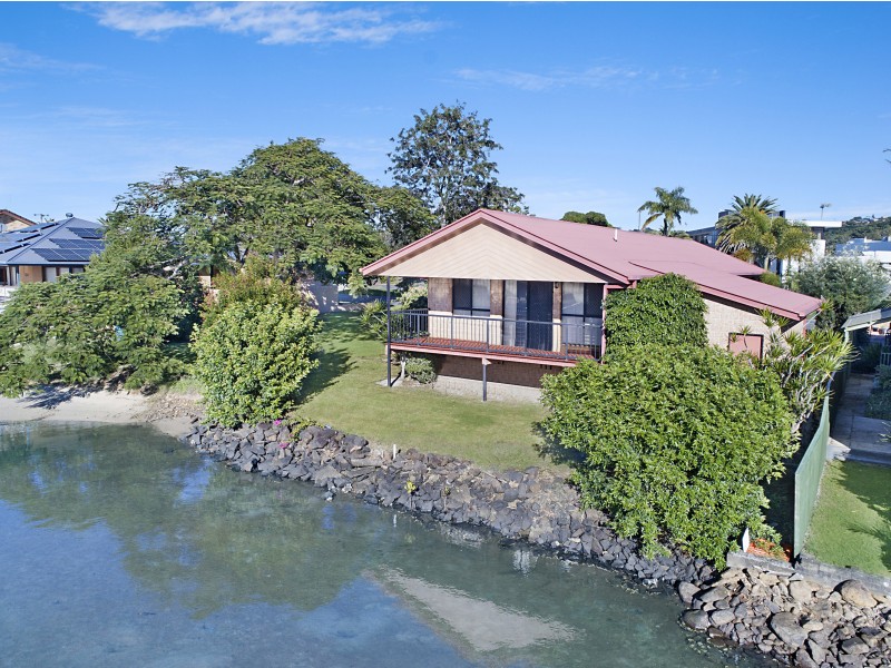 71 Gollan Drive, Tweed Heads West NSW 2485