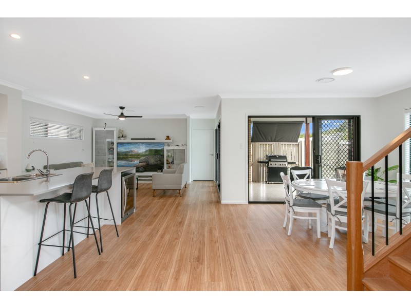 25 Lorikeet Drive, Tweed Heads South NSW 2486
