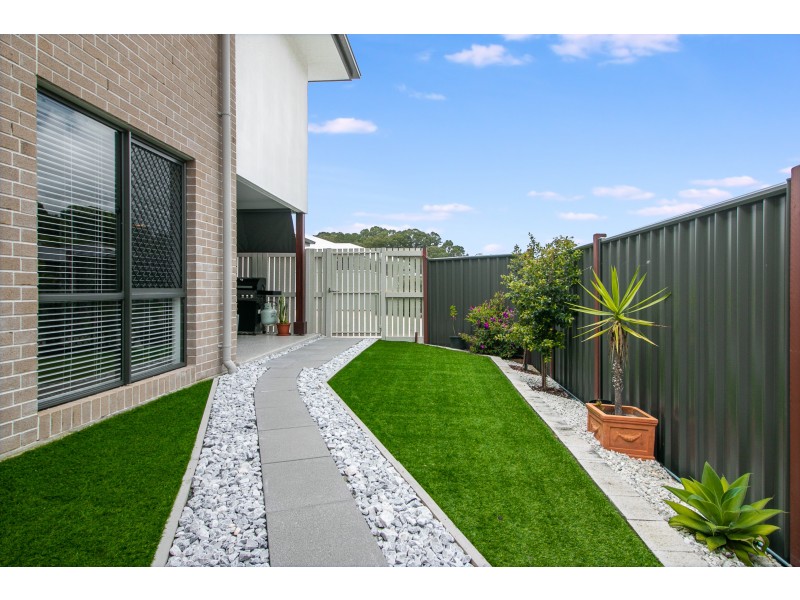 25 Lorikeet Drive, Tweed Heads South NSW 2486