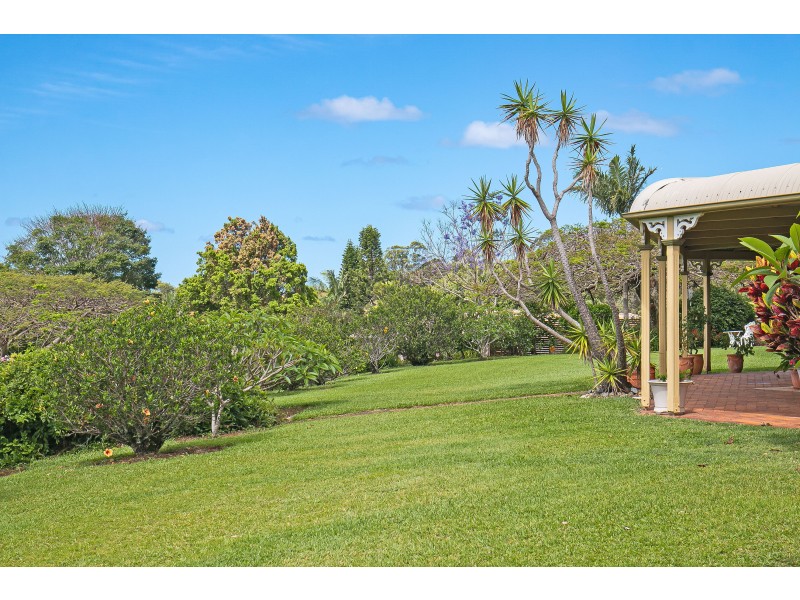 8 Glenbrae Drive, Terranora NSW 2486