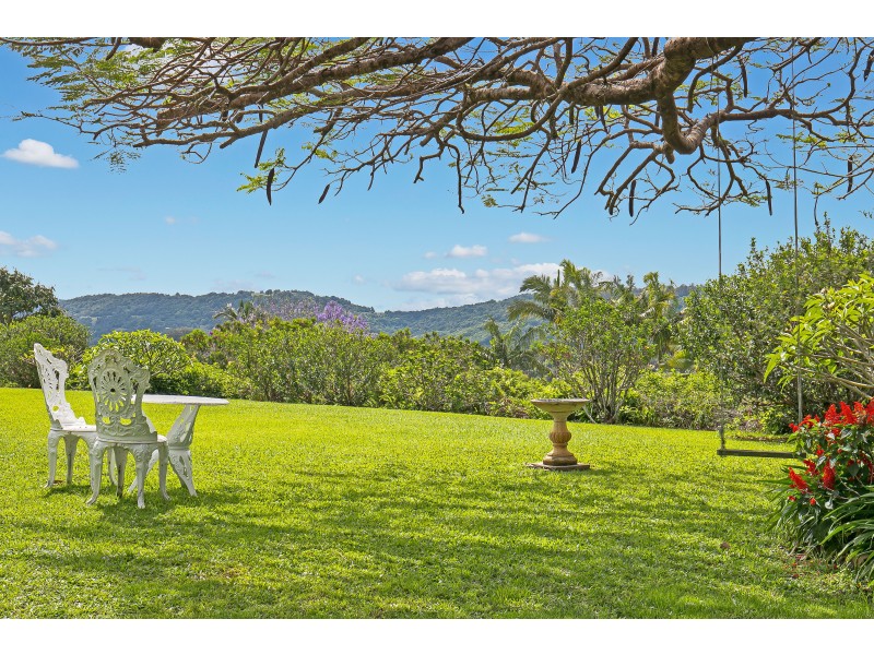 8 Glenbrae Drive, Terranora NSW 2486